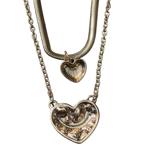 Juicy Couture Heart Necklace - Picture 6 of 9